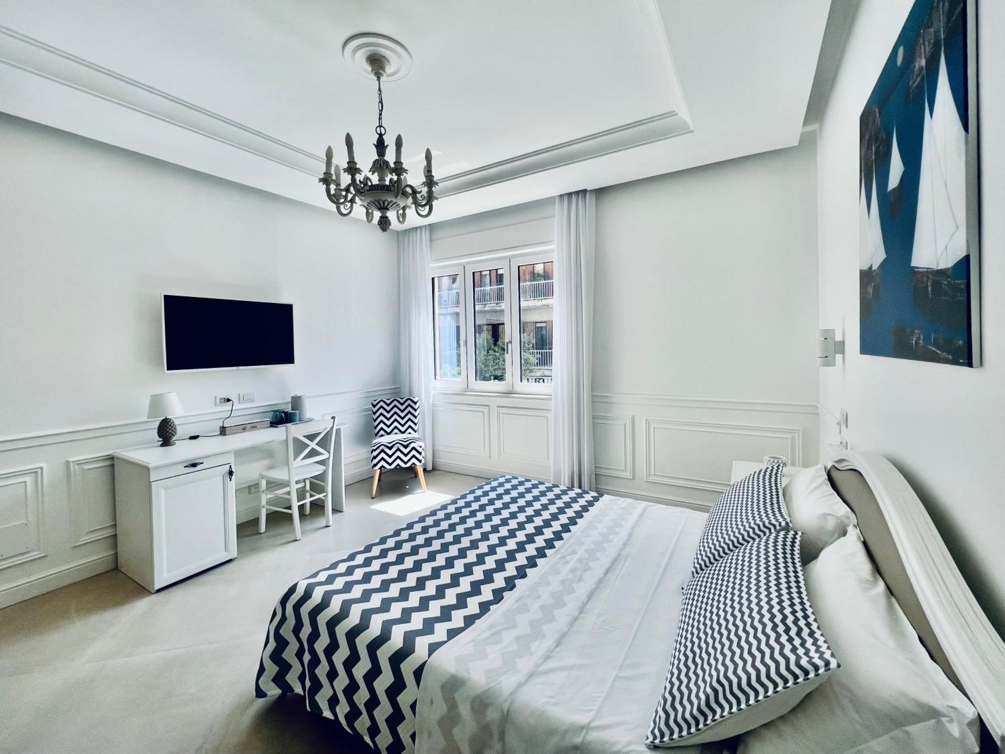 Palazzo Mauro Sorrento Luxury Rooms Bagian luar foto